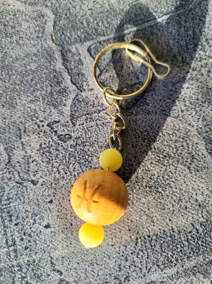 Perles en bois de hêtre avec signe astrologique poisson Pierres naturelles 8mm jade jaune Pour orner votre sac ou porter vos clefs